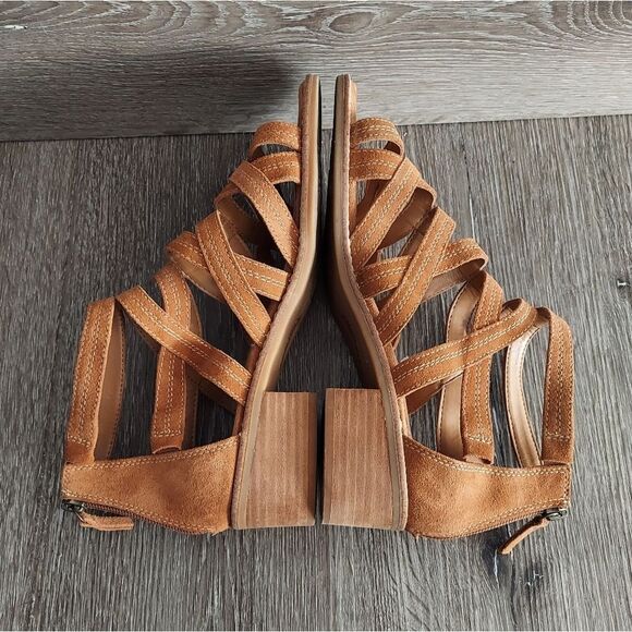 Comfortiva Betha Suede Gladiator Heeled Sandal Size 10M - Picture 6 of 8